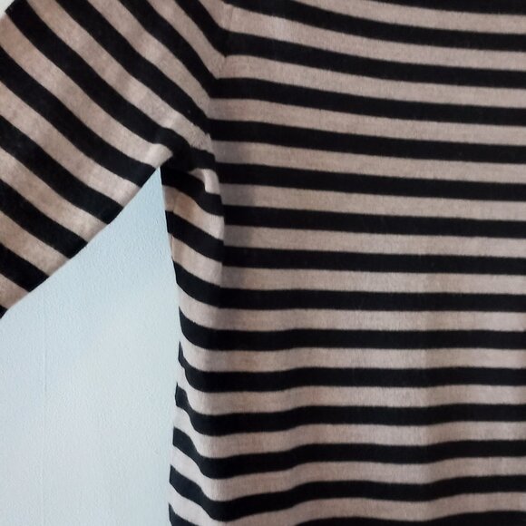 EILEEN FISHER 100% merino wool black and beige striped sweater petite L - Picture 5 of 11